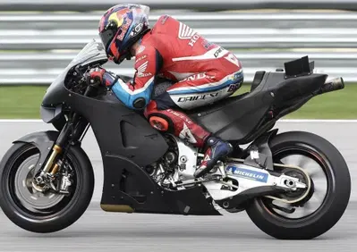 MotoGP 2023. Telaio Kalex per la Honda, ma non è uno scandalo