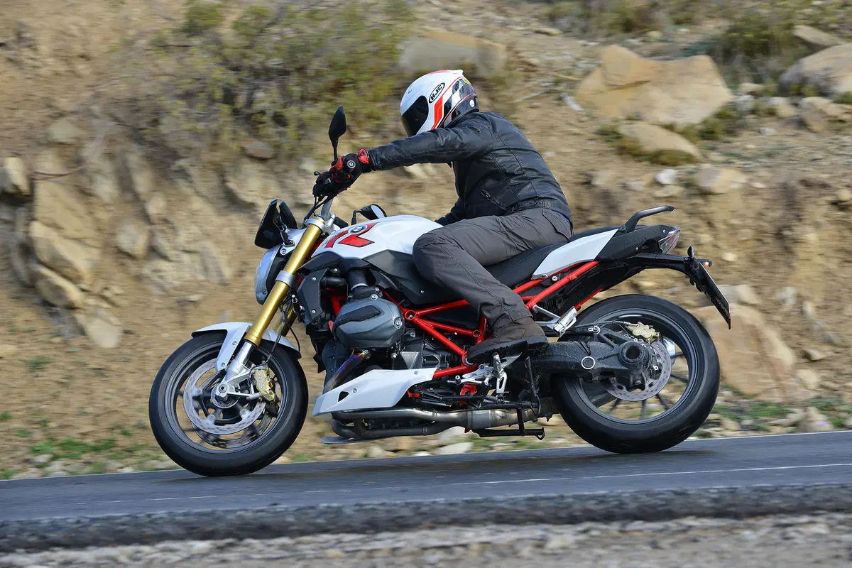 Bmw R 1200 R R 1200 R (2015 - 16) (10)