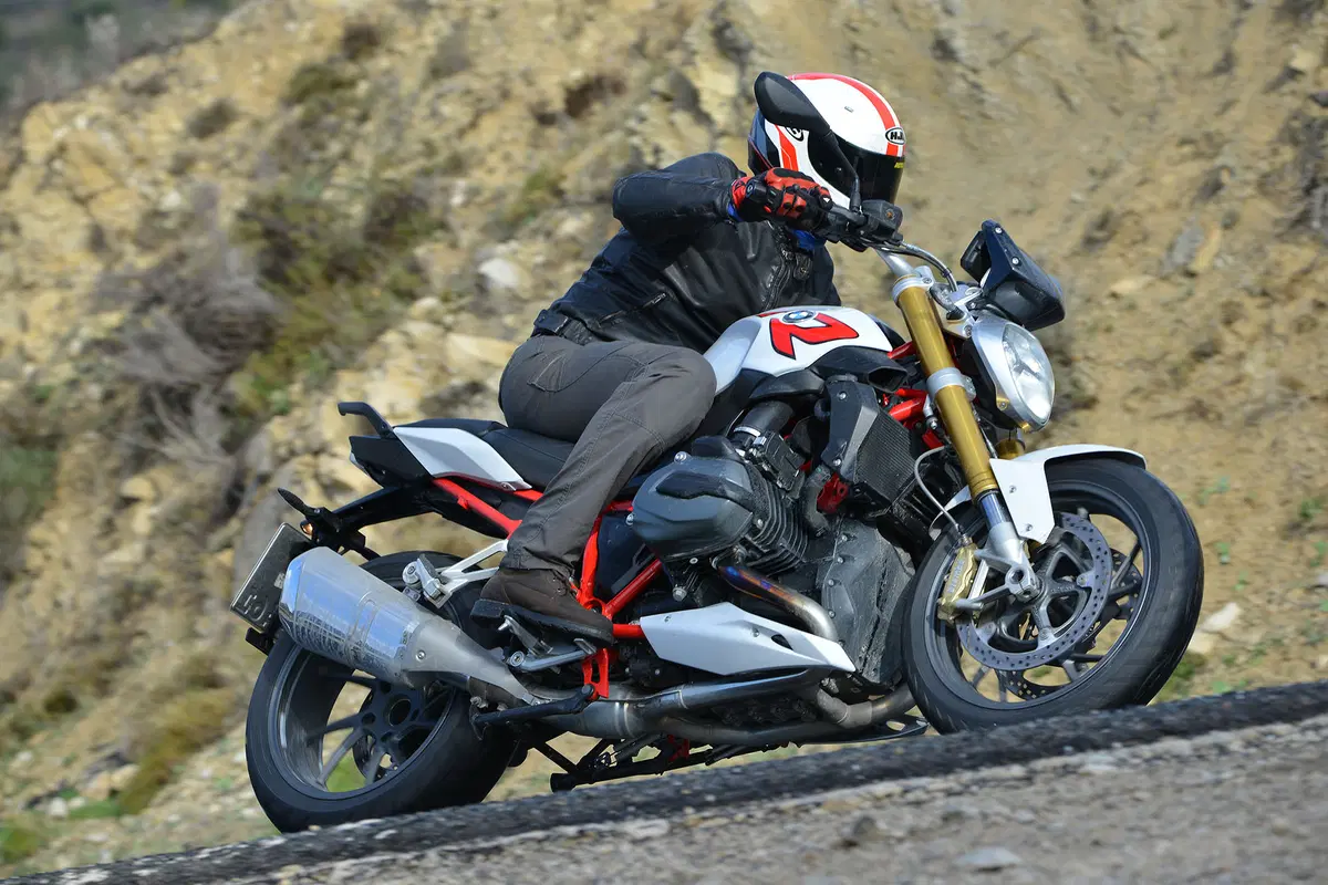 Bmw R 1200 R R 1200 R (2015 - 16) (14)