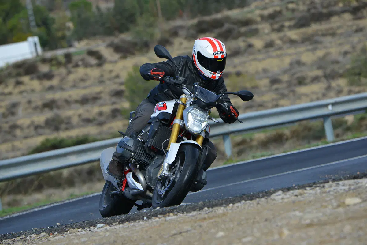 Bmw R 1200 R R 1200 R (2015 - 16) (19)