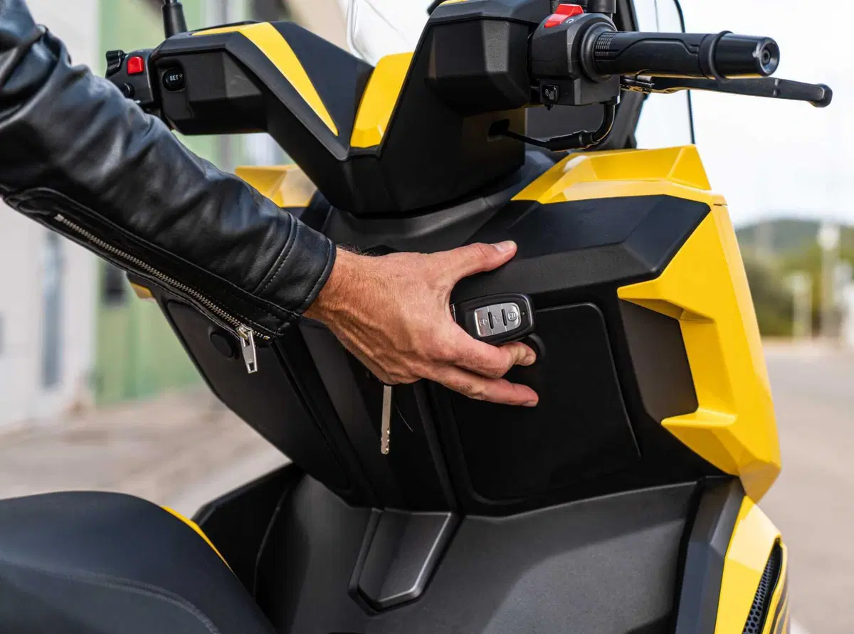 Il nuovo Wottan Storm-V 125 è già nelle concessionarie (13)