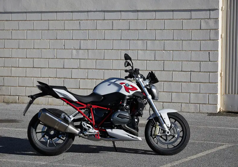 Bmw R 1200 R R 1200 R (2015 - 16) (3)