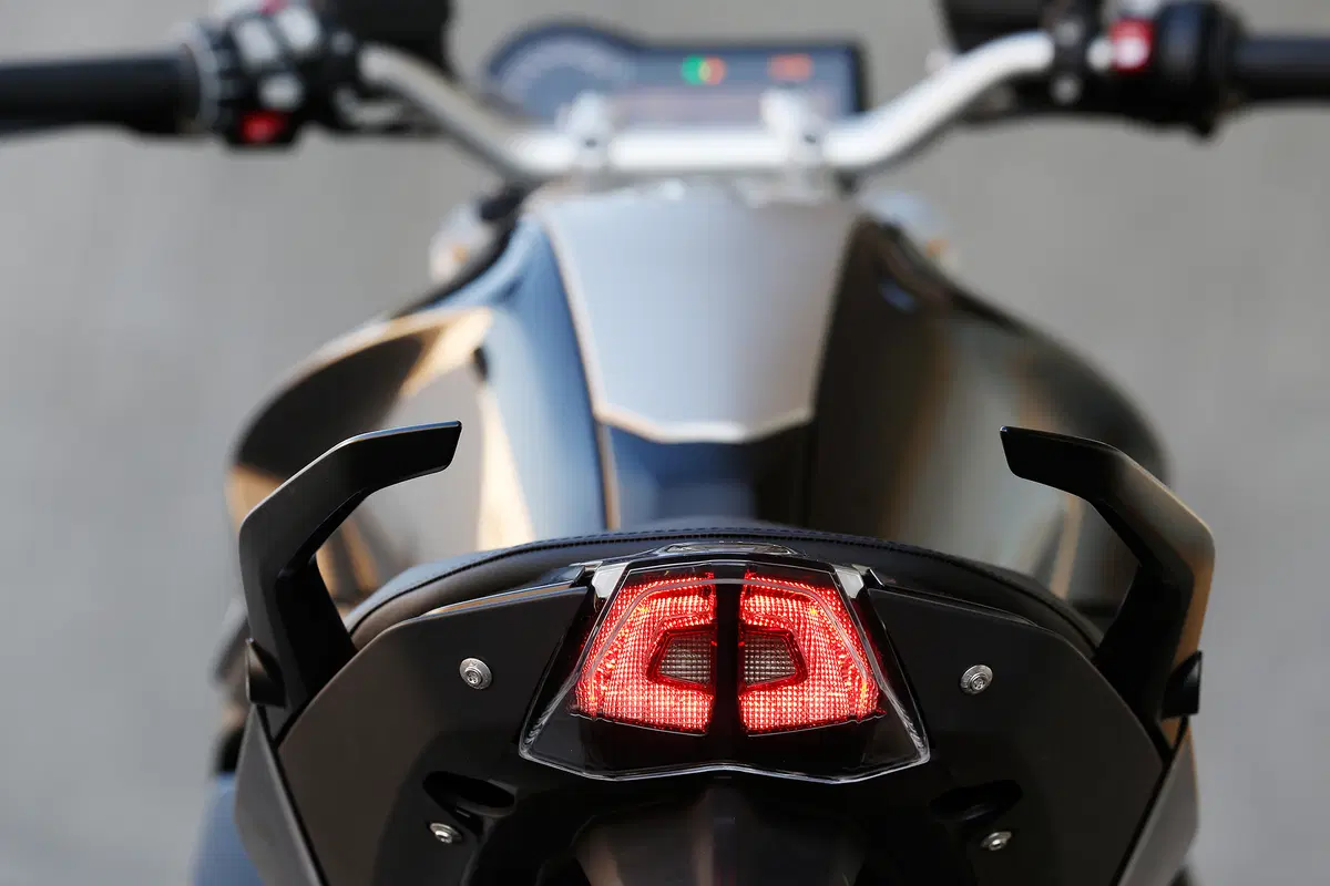 Bmw R 1200 R R 1200 R (2015 - 16) (35)