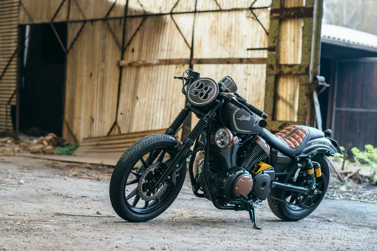 Yamaha XV 950 Garage Challenge (9)