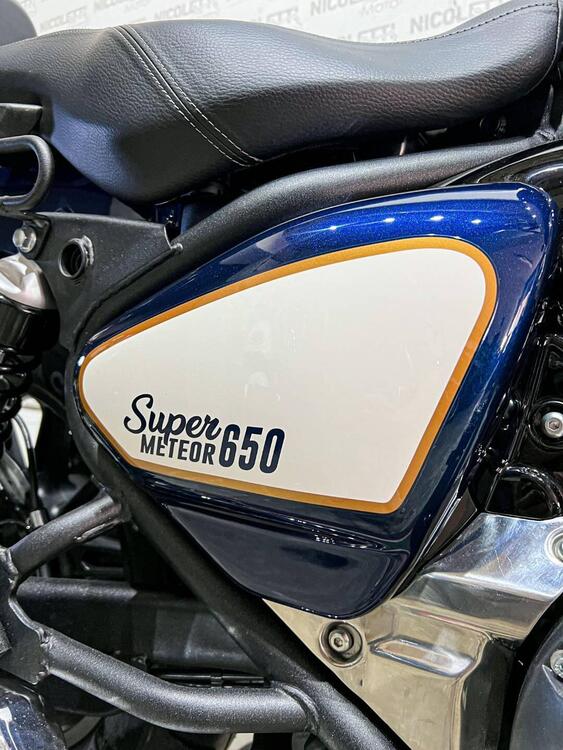 Royal Enfield Super Meteor 650 (2023 - 24) (4)