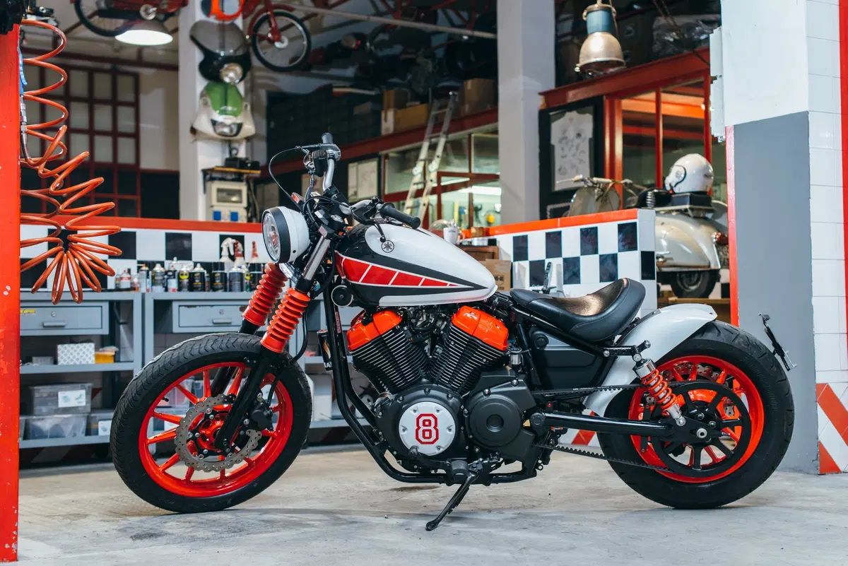 Yamaha XV 950 Garage Challenge (13)