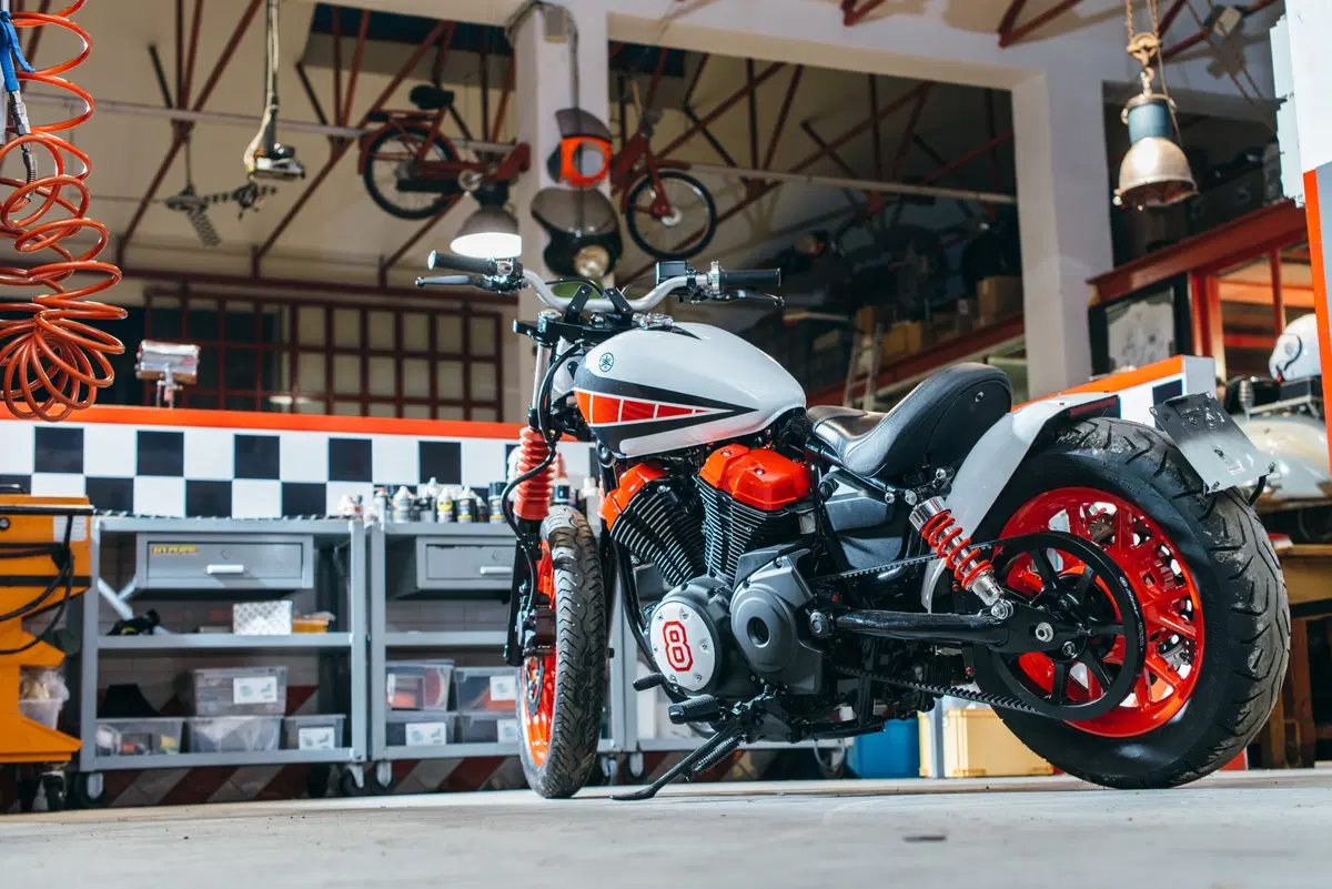 Yamaha XV 950 Garage Challenge (14)