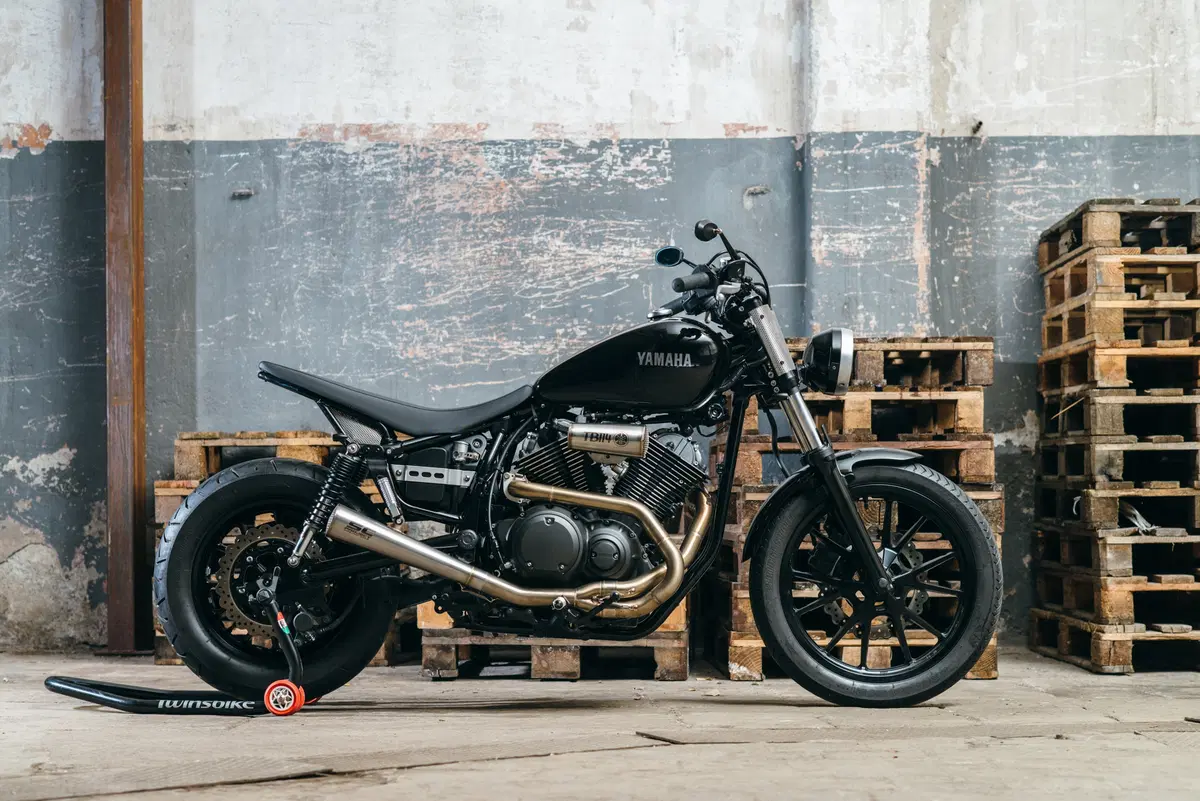 Yamaha XV 950 Garage Challenge (17)