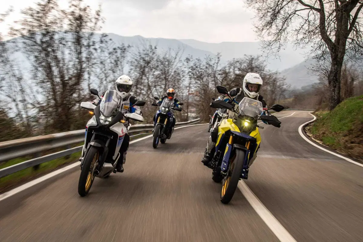 Maxi Enduro 2023, COMPARATIVA! Honda Transalp, Suzuki V-Strom 800, Yamaha Ténéré, Aprilia Tuareg