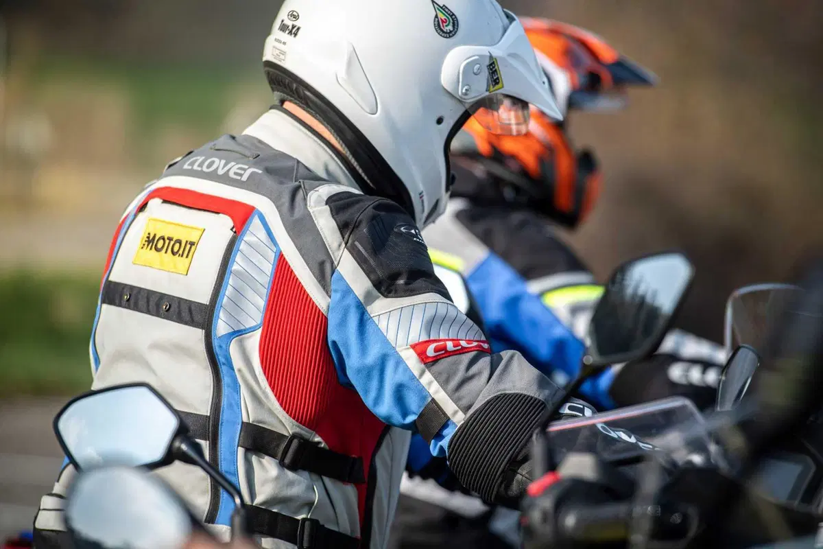 Maxi Enduro 2023, COMPARATIVA! Honda Transalp, Suzuki V-Strom 800, Yamaha Ténéré, Aprilia Tuareg (13)