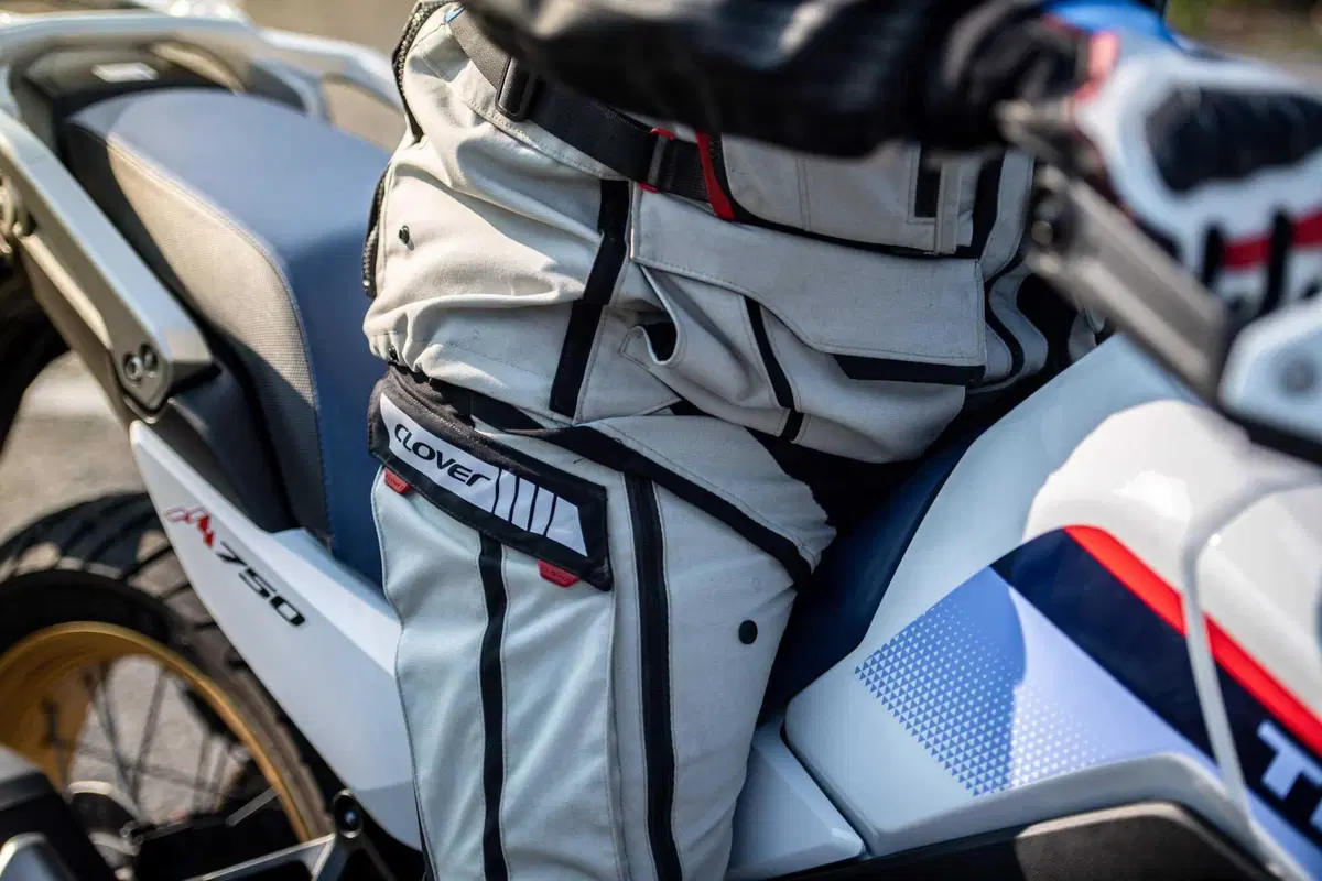 Maxi Enduro 2023, COMPARATIVA! Honda Transalp, Suzuki V-Strom 800, Yamaha Ténéré, Aprilia Tuareg (14)