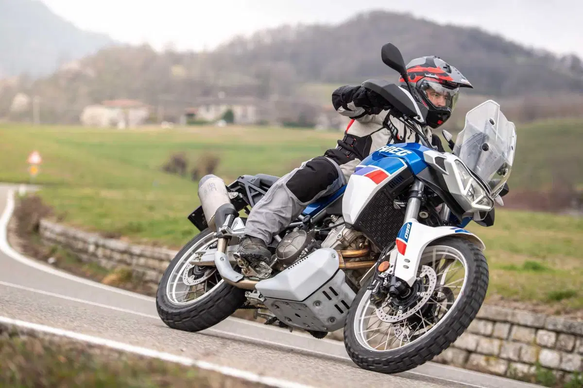 Aprilia Tuareg (6)