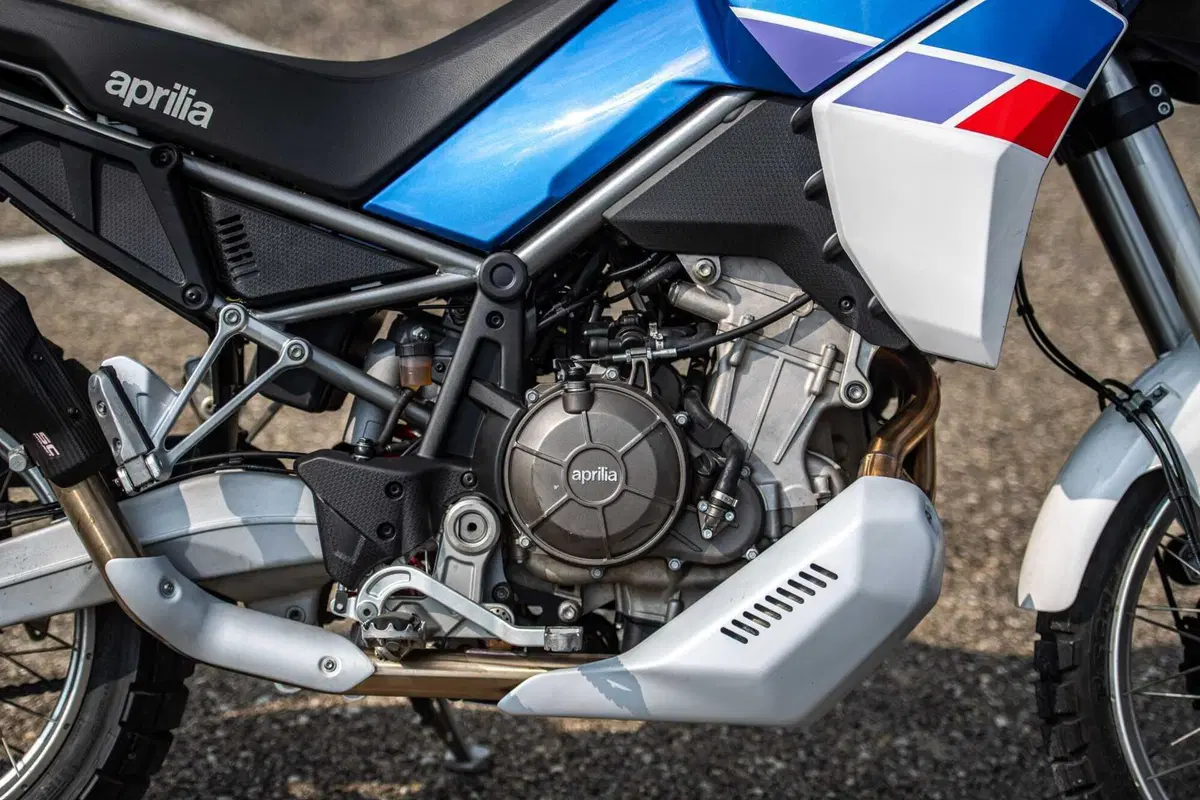 Aprilia Tuareg (14)