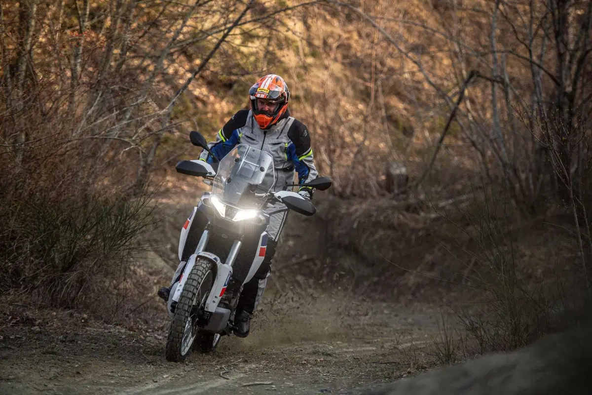 Aprilia Tuareg (19)