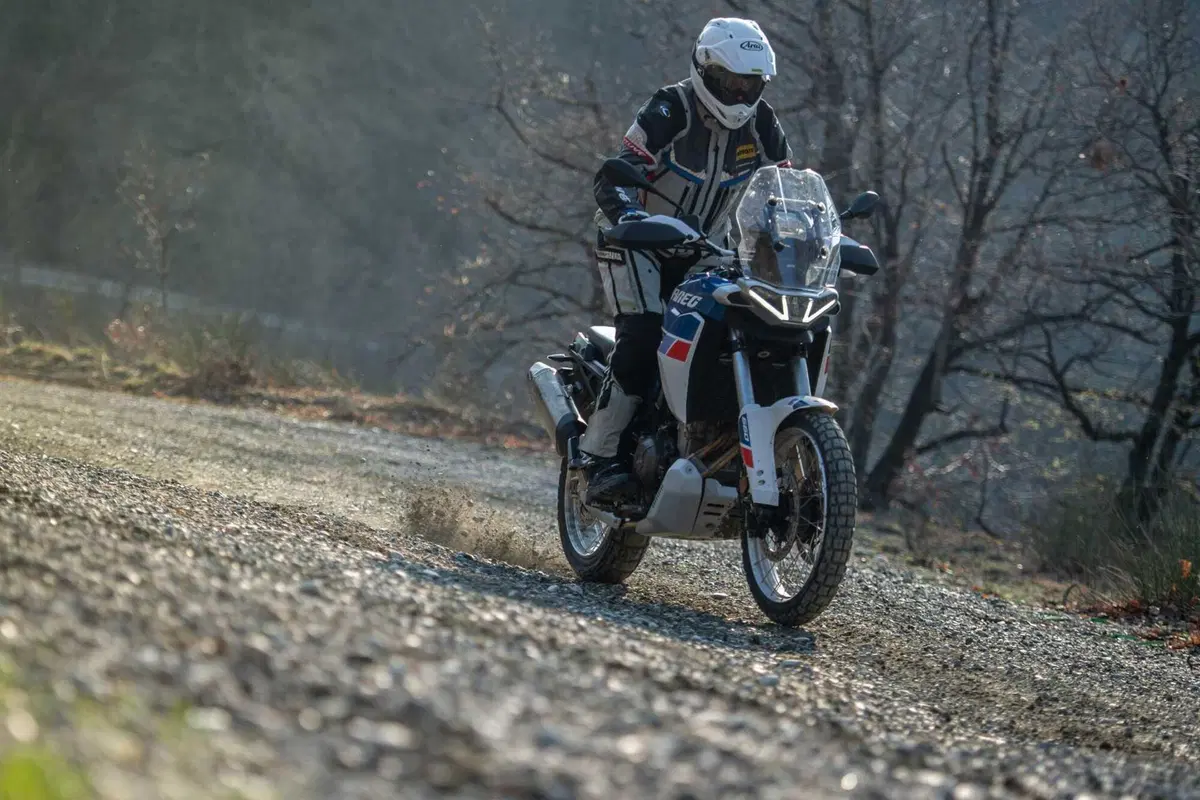 Aprilia Tuareg (26)