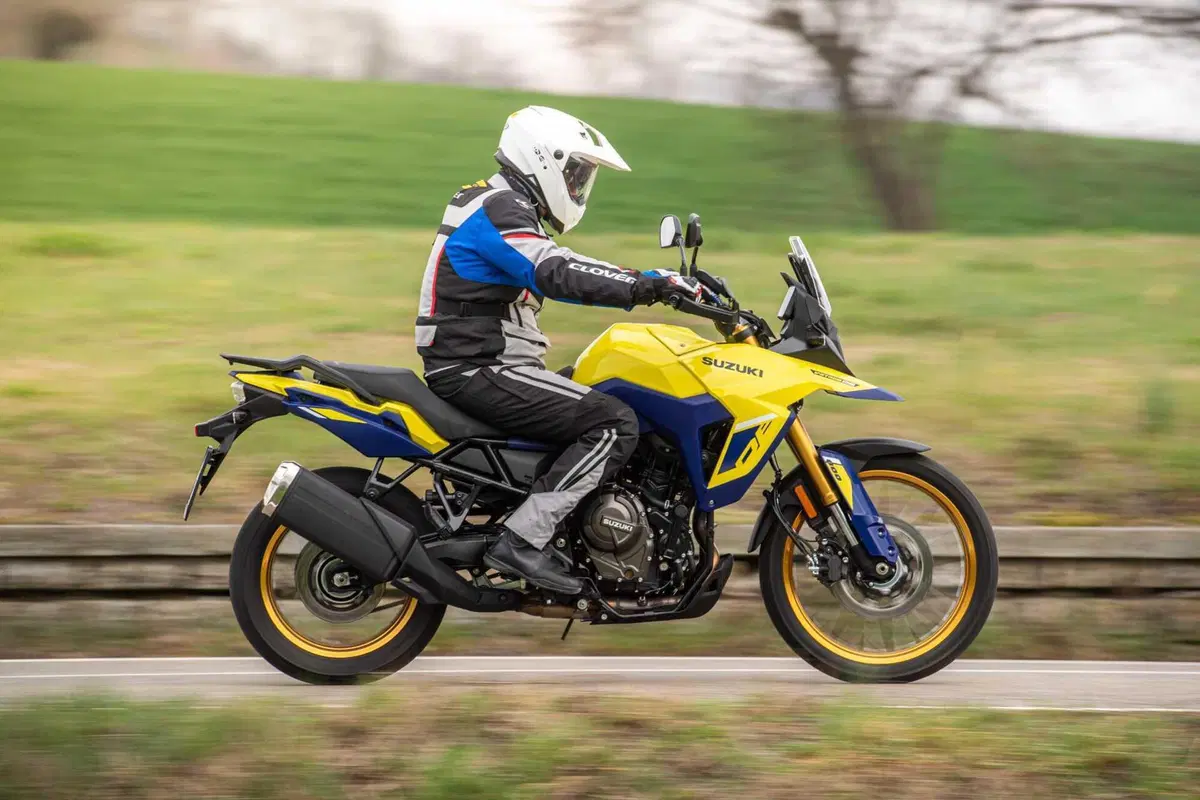 Suzuki V-Strom 800 (12)