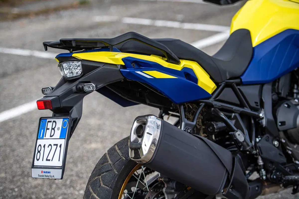 Suzuki V-Strom 800 (21)