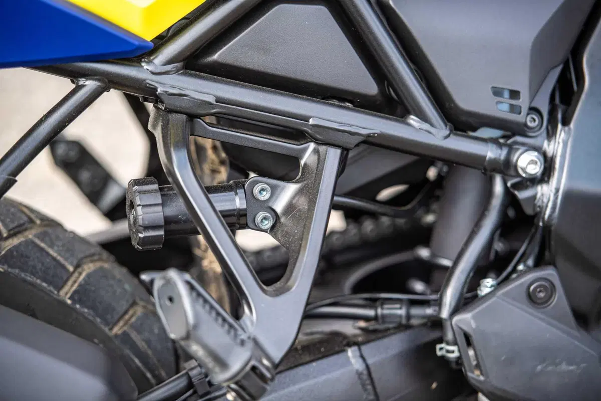 Suzuki V-Strom 800 (23)