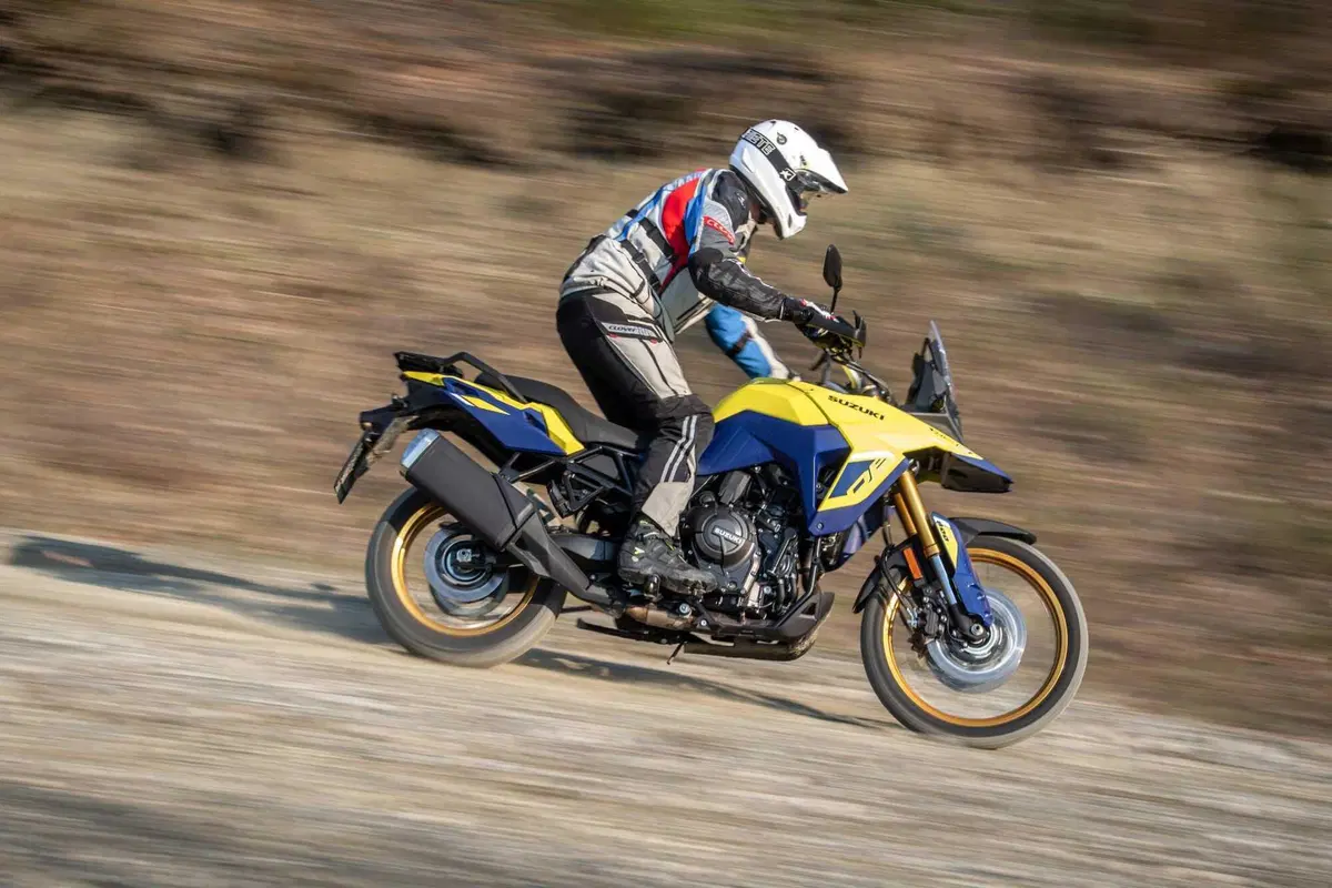 Suzuki V-Strom 800 (36)