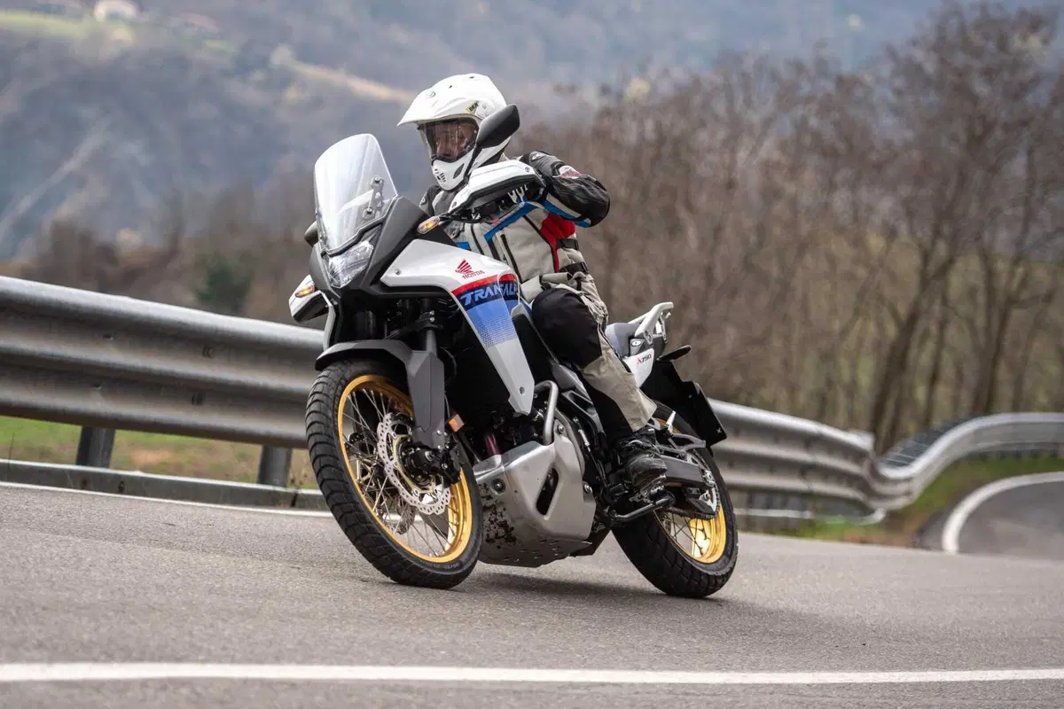 Honda Transalp (9)