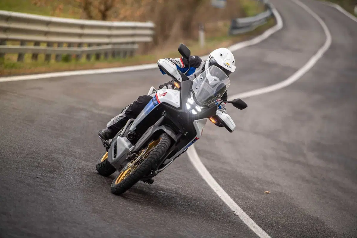 Honda Transalp (5)
