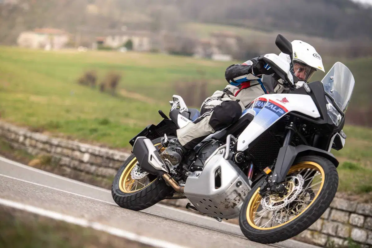 Honda Transalp (6)