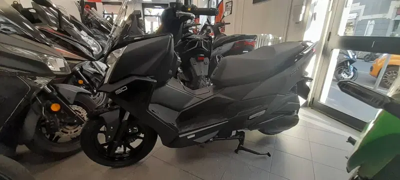 Kymco Dink R 150 Tunnel (2023 - 26) (7)