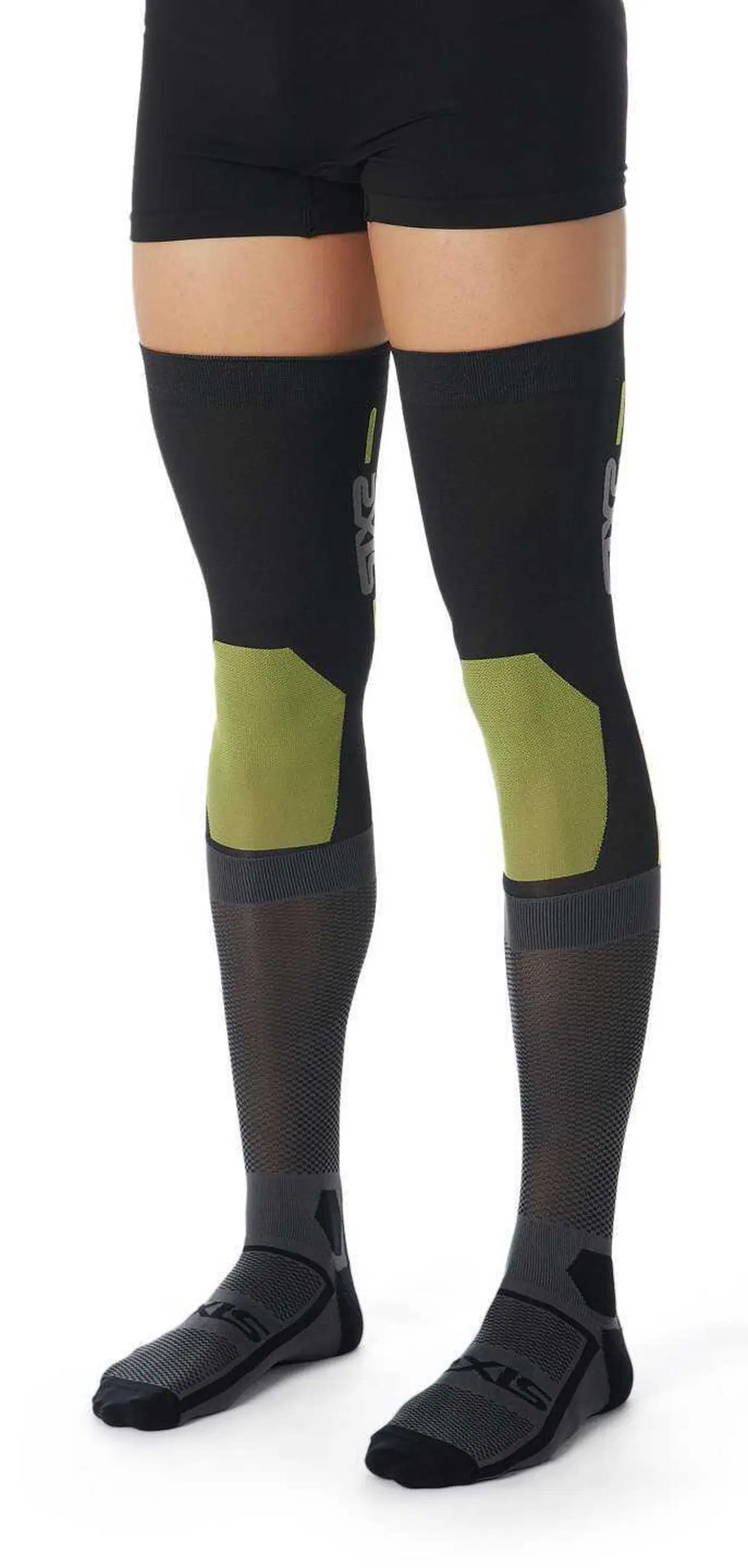 SIXS presenta la nuova calza off-road Knee Brace S (5)
