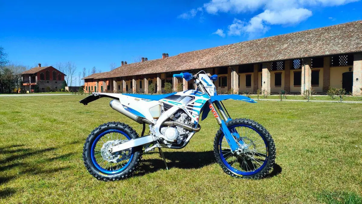 TM Moto 300 EN Fi 2023: COME si fa IL RODAGGIO! E le prime impressioni in sella al mito italiano (8)