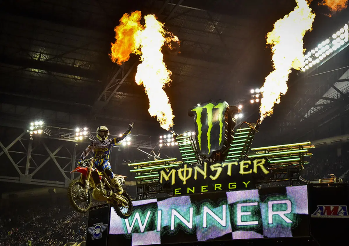 Supercross.Tomac: "Una delle gare pi&ugrave; belle della mia vita"