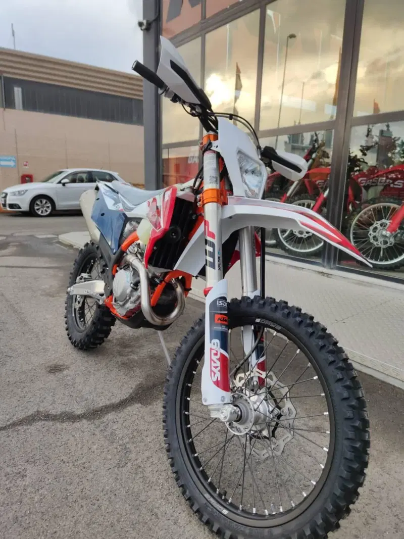 KTM 350 EXC-F Six Days (2023) (5)