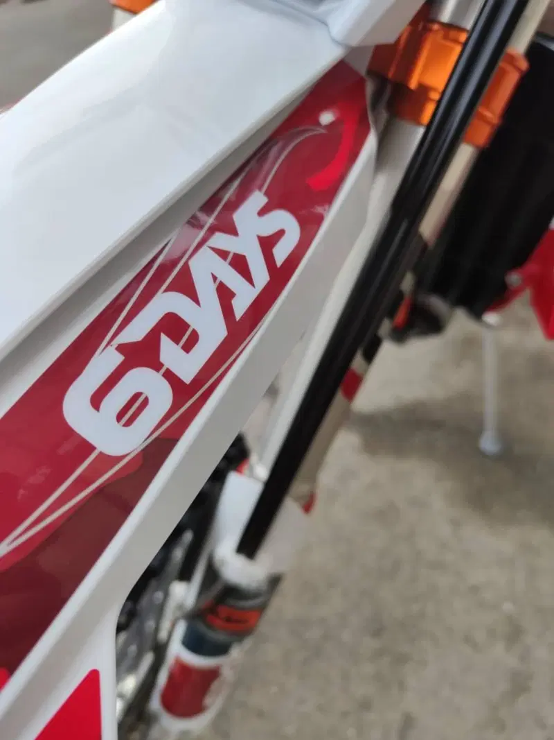 KTM 350 EXC-F Six Days (2023) (11)