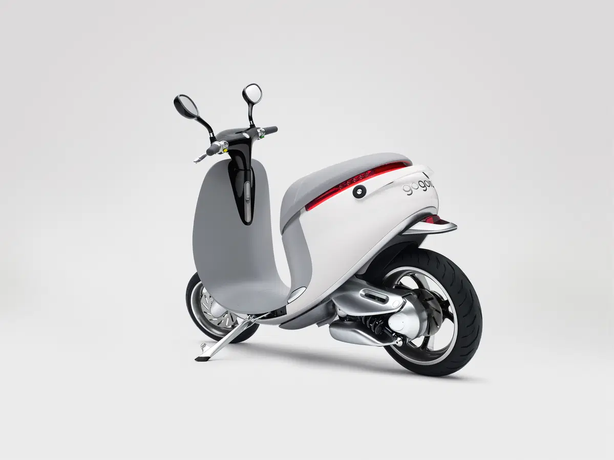 Gogoro, lo scooter elettrico che si “ricarica” in 6 secondi (2)