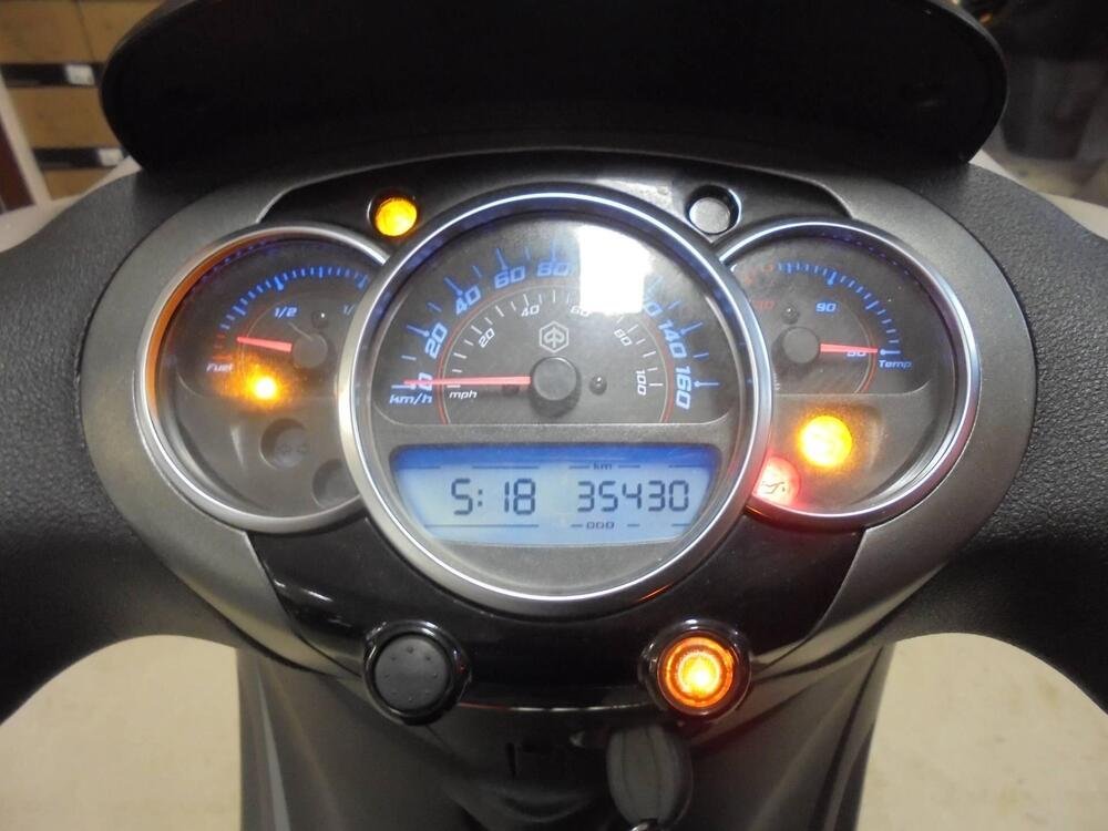 Piaggio Beverly 350 S ABS (2019 - 20) (4)