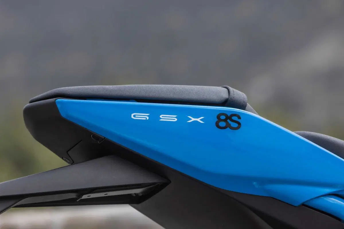 Suzuki GSX-8S TEST (7)