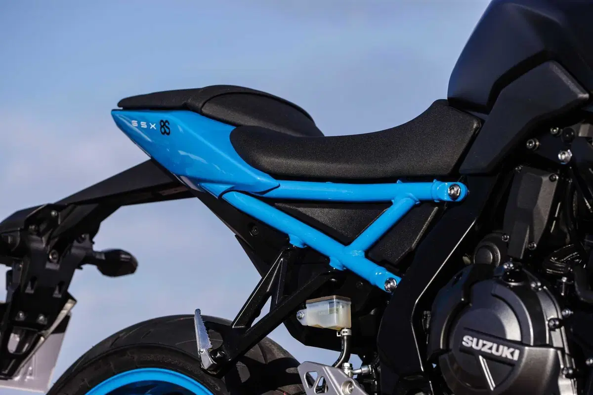 Suzuki GSX-8S TEST (2)