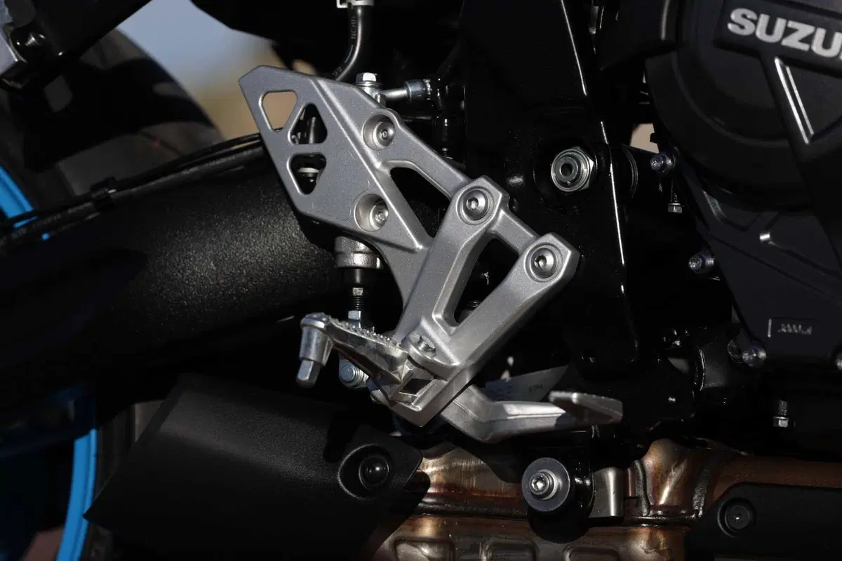 Suzuki GSX-8S TEST (3)