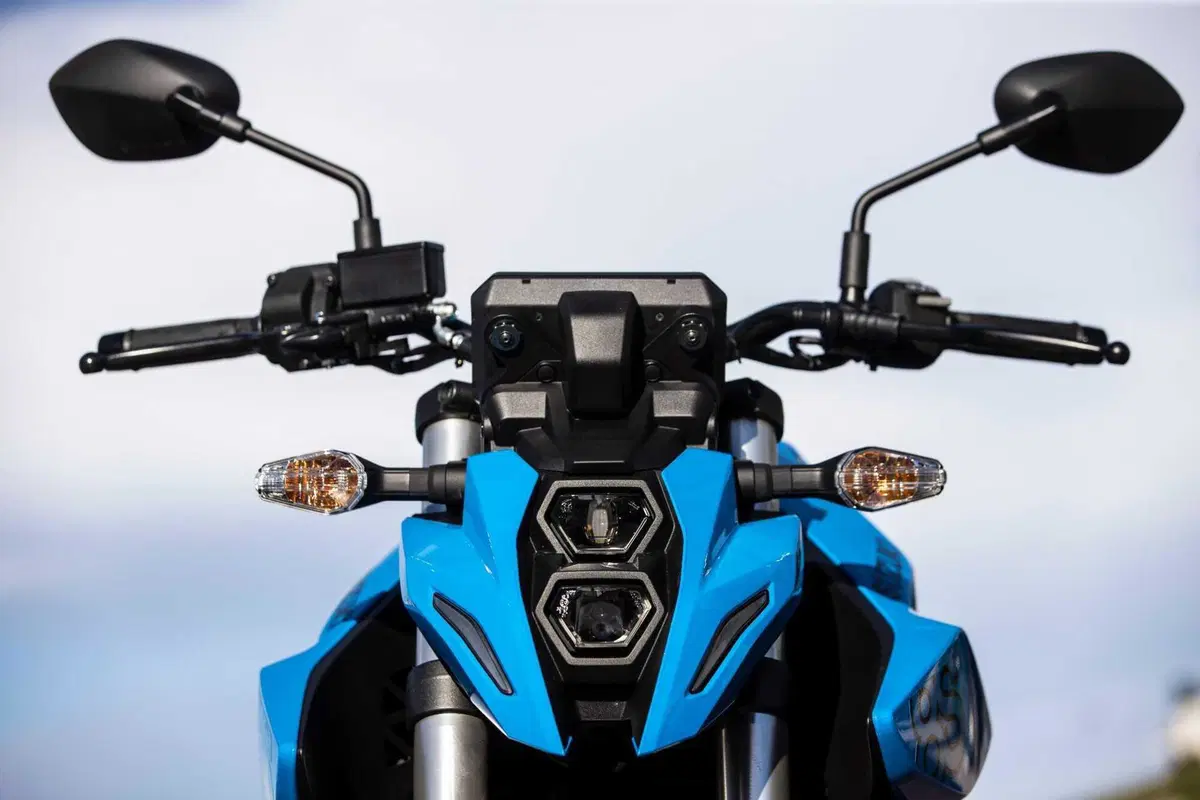 Suzuki GSX-8S TEST (9)