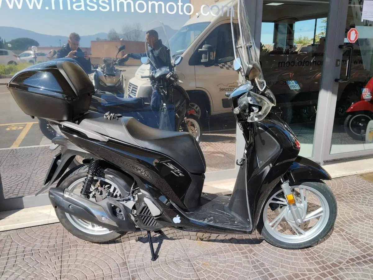 Honda SH 150i (2017 - 19) (3)