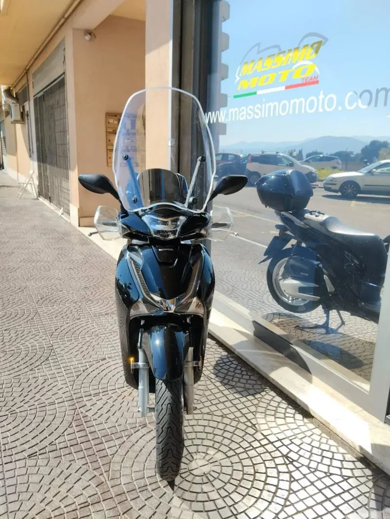 Honda SH 150i (2017 - 19) (4)