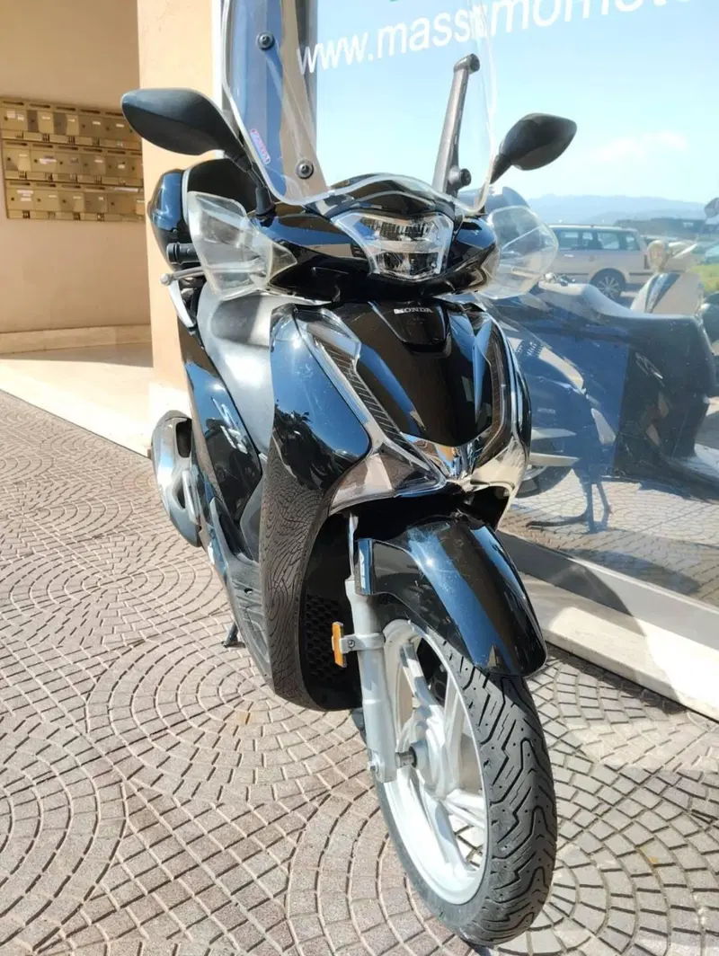 Honda SH 150i (2017 - 19) (7)