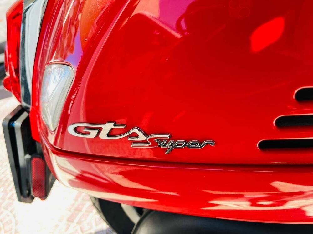 Vespa GTS 300 Super (2017 - 18) (3)