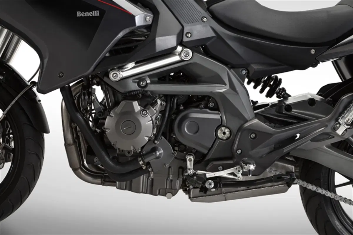 Benelli BN 600 BN 600 GT (2013 - 16) (6)