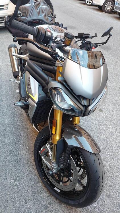 Triumph Speed Triple 1200 RS (2021 - 24) (2)