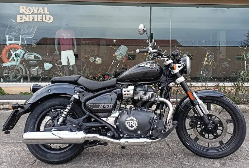 Royal Enfield Super Meteor 650 (2023 - 26) (3)