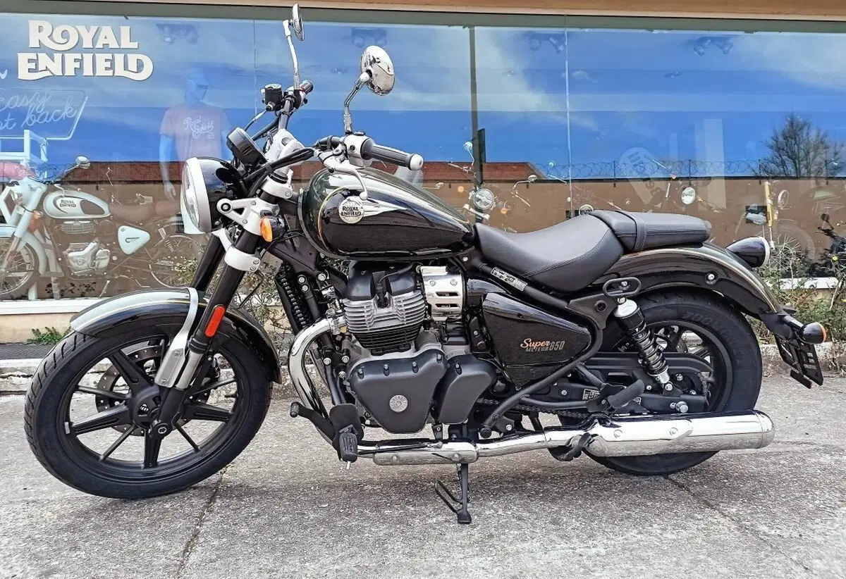 Royal Enfield Super Meteor 650 (2023 - 26)
