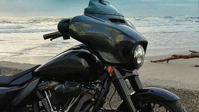 Harley-Davidson Street Glide ST: CALIFORNIA DREAMIN&#039;