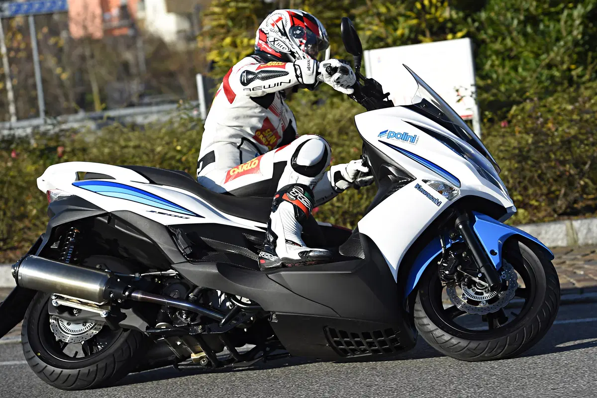 Marco Faccani tester d’eccezione per il Kawasaki J300 by Polini (4)