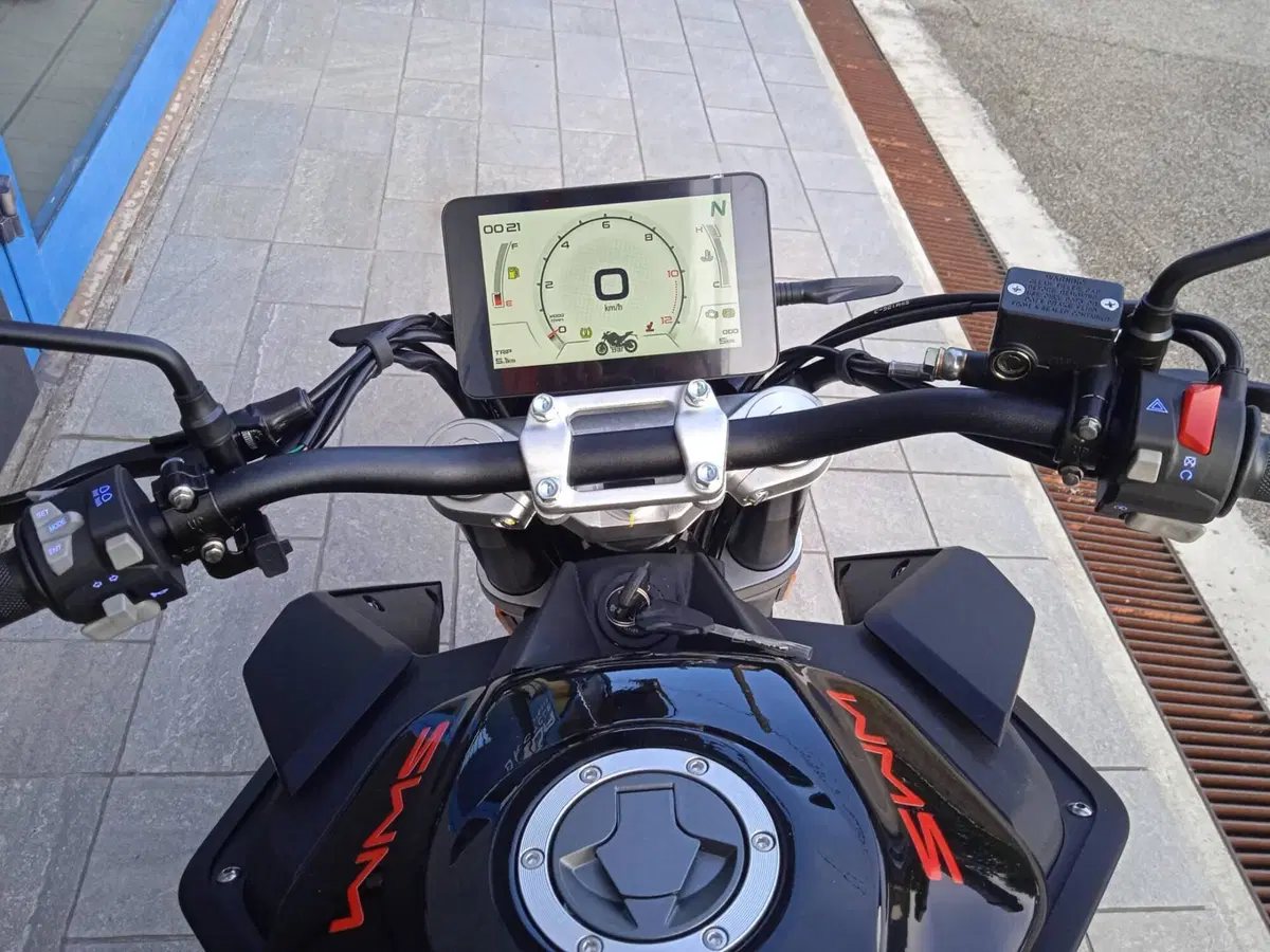 Swm Hoku 125 (2023 - 25) (9)