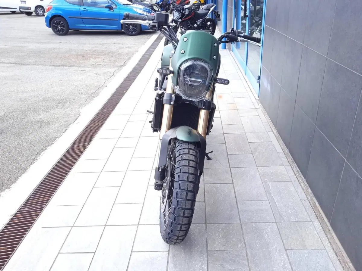Benelli Leoncino 800 Trail (2022 - 26) (3)